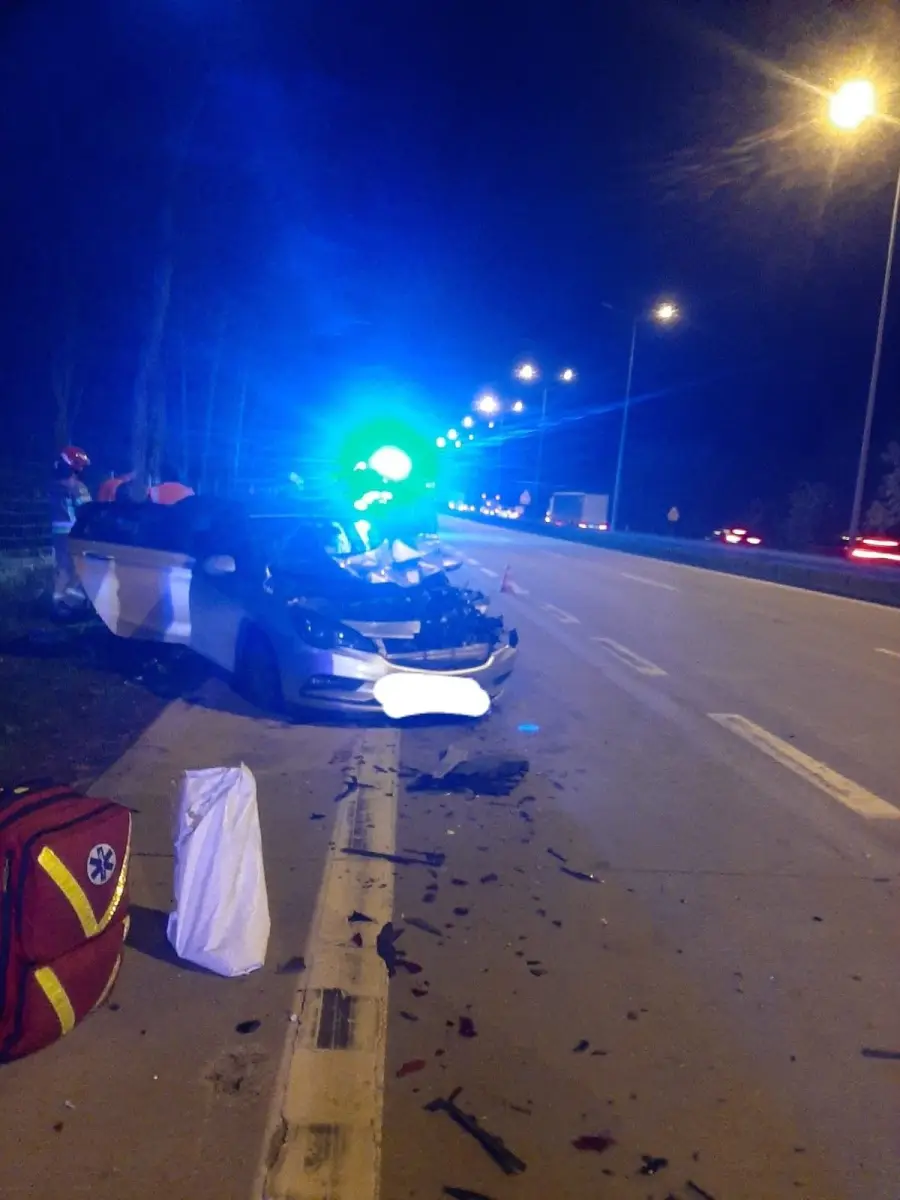 Zderzenie dwóch pojazdów na A4