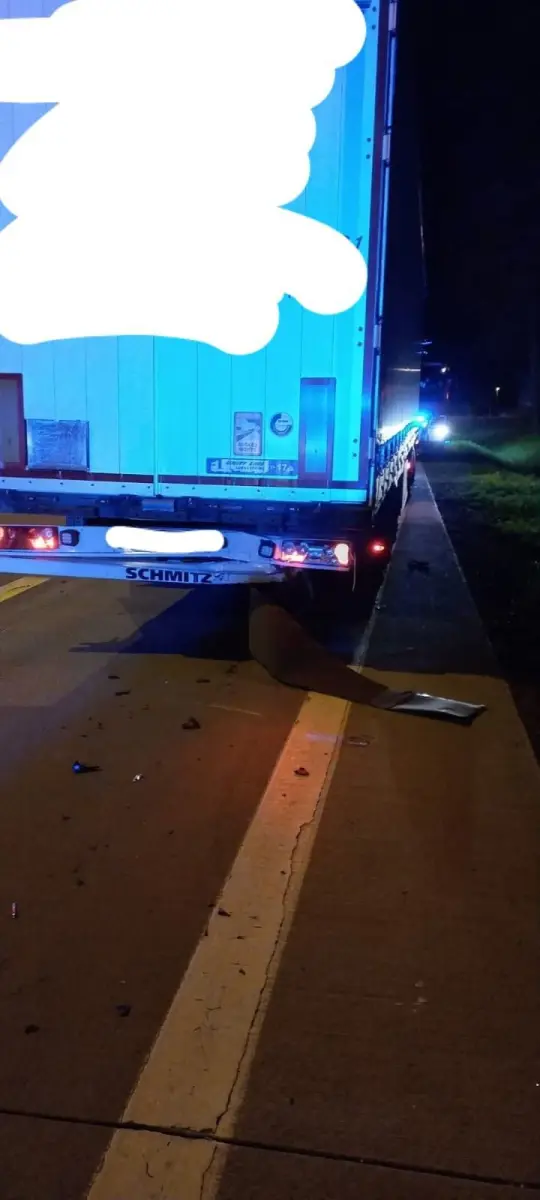 Zderzenie dwóch pojazdów na A4