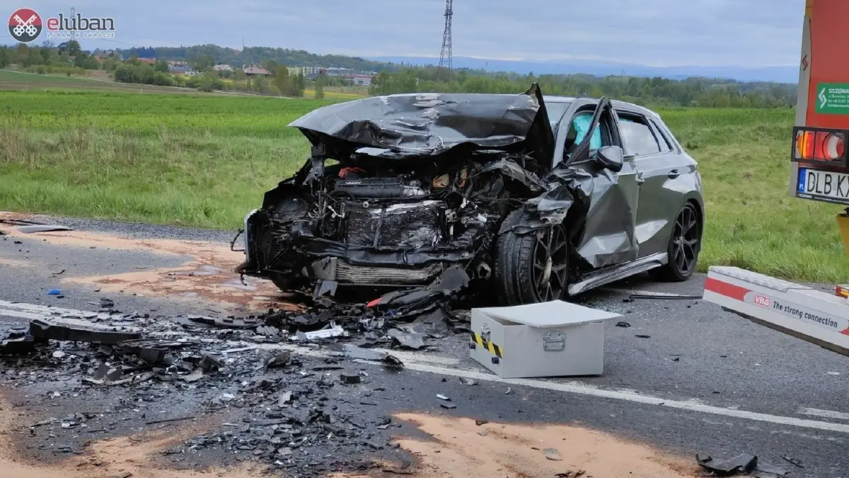 Wypadek na drodze krajowej nr 30