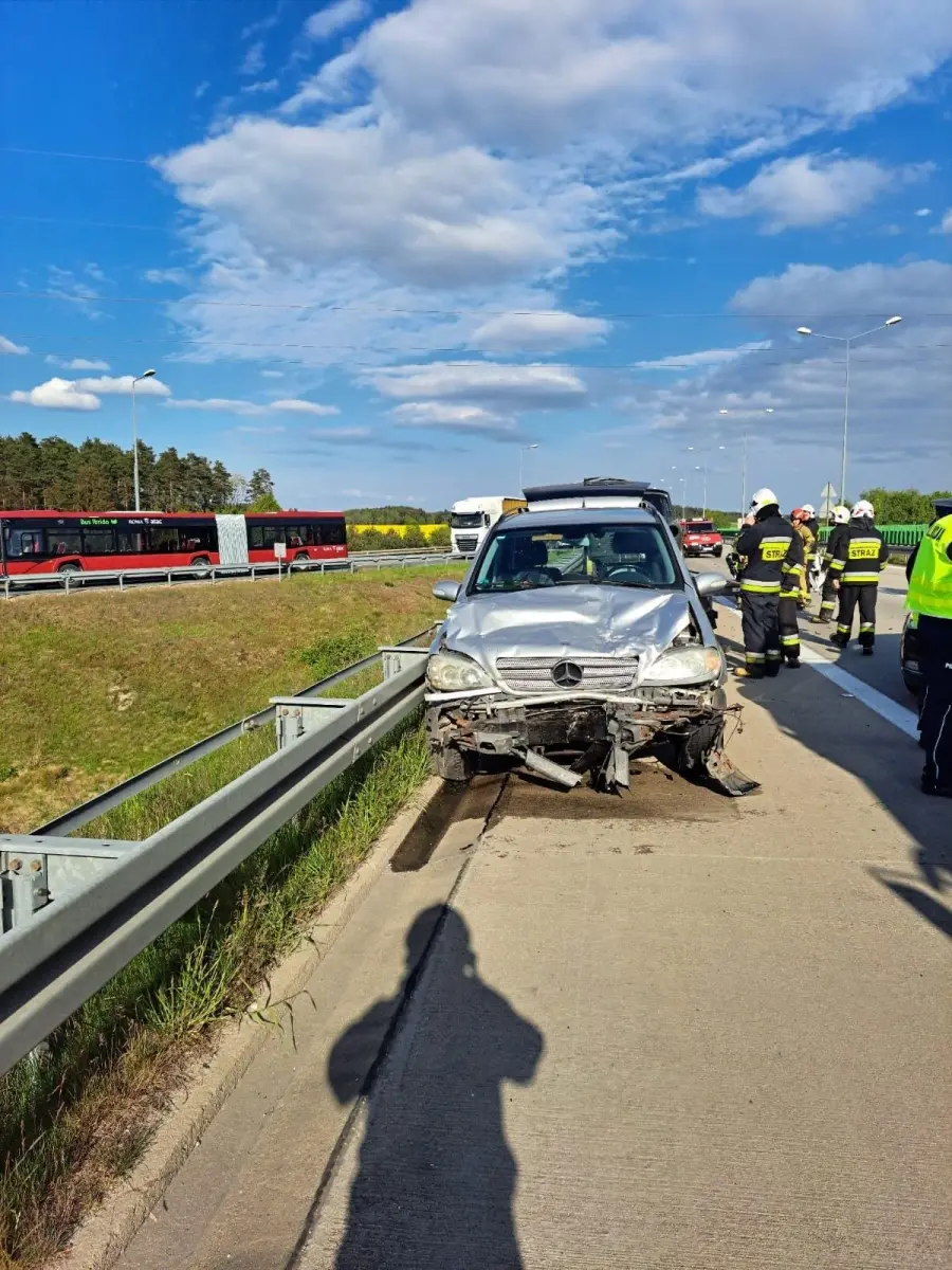 Collision Between Two Cars on the A4.