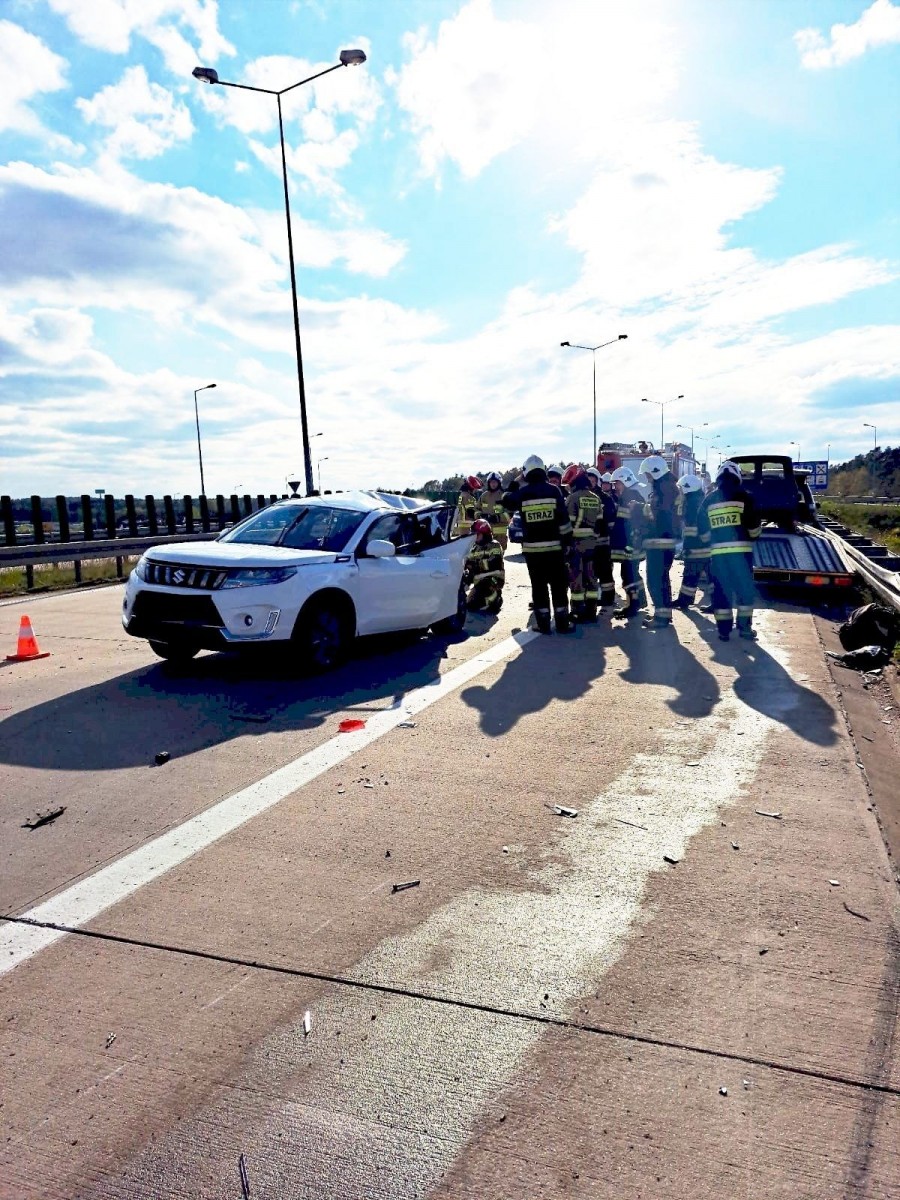 Zderzenie dwóch aut na A4.