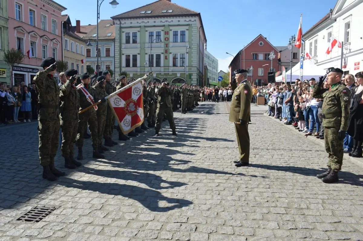 Урочистість на ринковій площі в Leśna