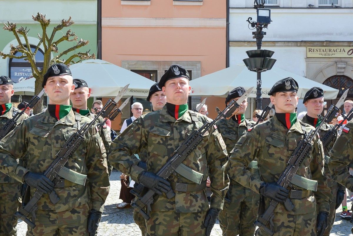 Obchody Święta Flagi Rzeczypospolitej Polskiej w Bolesławcu