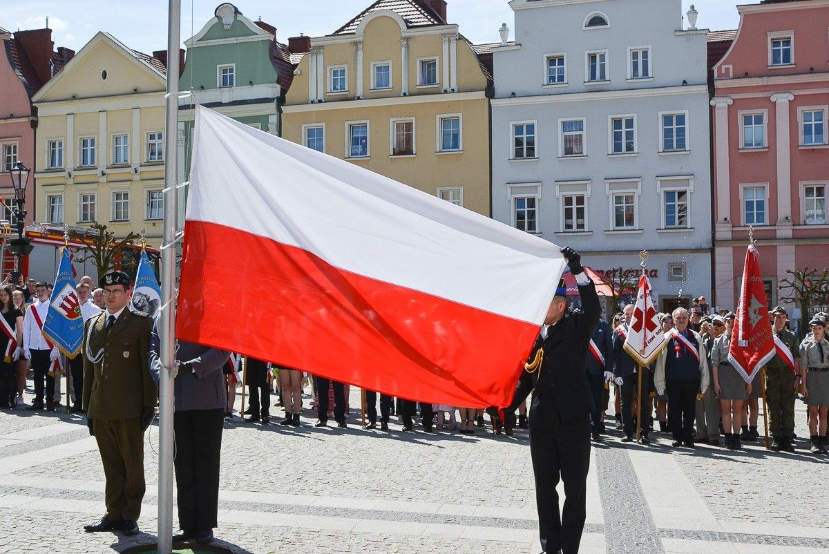 Obchody Święta Flagi Rzeczypospolitej Polskiej w Bolesławcu