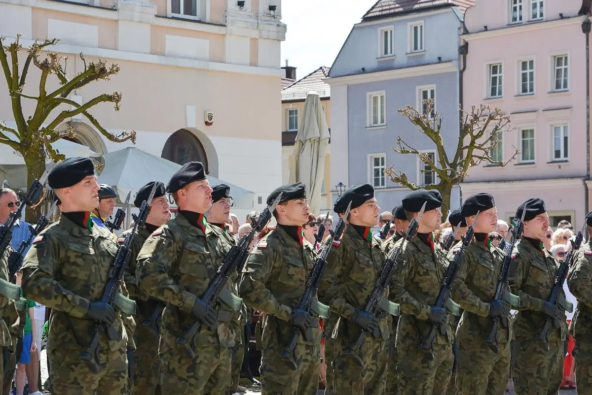 Obchody Święta Flagi Rzeczypospolitej Polskiej w Bolesławcu