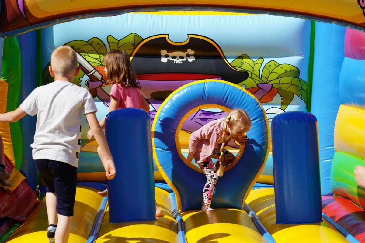 VIII Piknik Integracyjny dla rodzin i dzieci z pieczy zastępczej z terenu powiatu bolesławieckiego