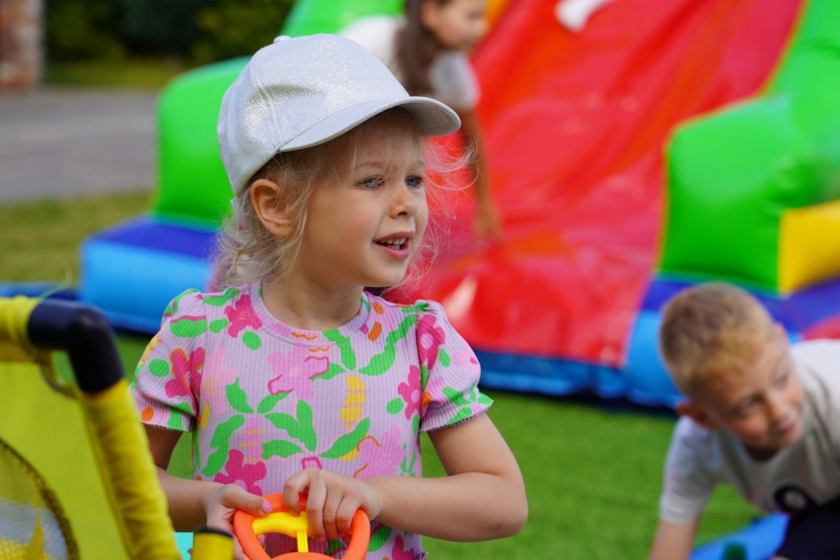 VIII Piknik Integracyjny dla rodzin i dzieci z pieczy zastępczej z terenu powiatu bolesławieckiego