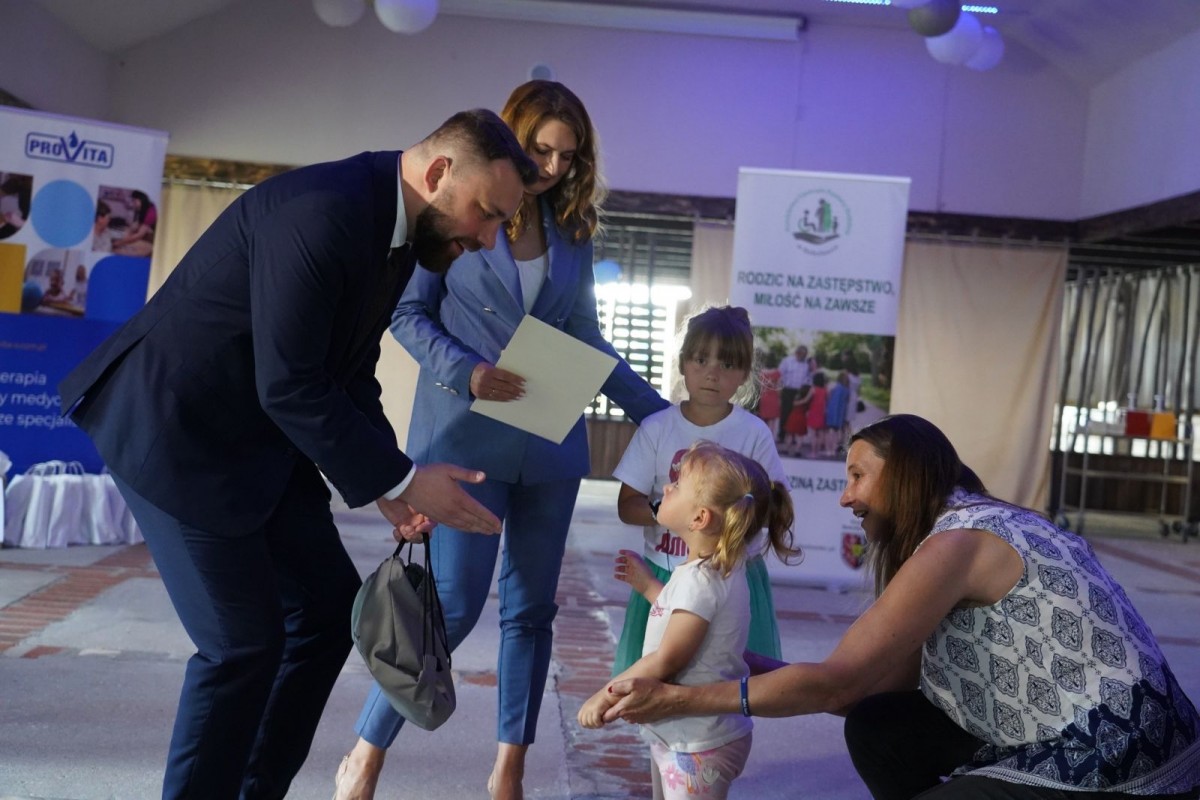 VIII Piknik Integracyjny dla rodzin i dzieci z pieczy zastępczej z terenu powiatu bolesławieckiego