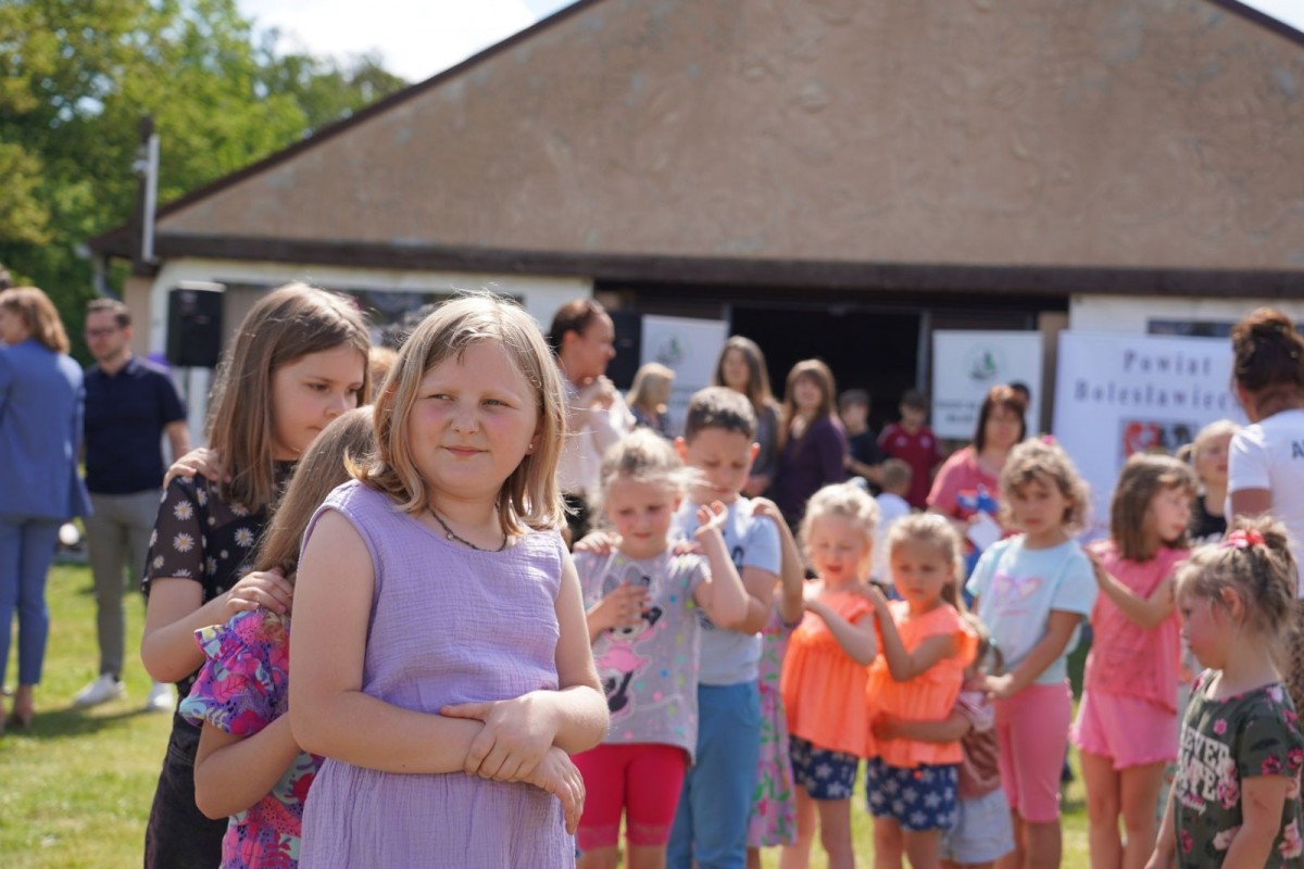 VIII Piknik Integracyjny dla rodzin i dzieci z pieczy zastępczej z terenu powiatu bolesławieckiego