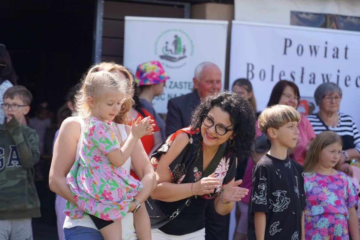 VIII Piknik Integracyjny dla rodzin i dzieci z pieczy zastępczej z terenu powiatu bolesławieckiego