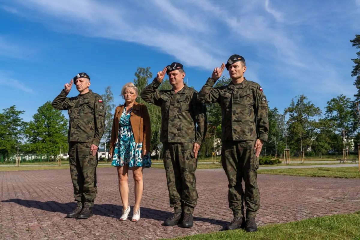 Uroczystość w 10 Brygadzie Kawalerii Pancernej w Świętoszowie