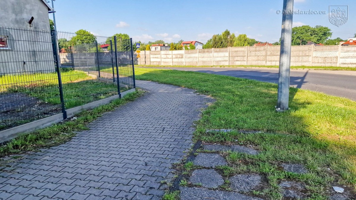 Przebudowa drogi pieszo-rowerowej przy placu Piastowskim i Orlej