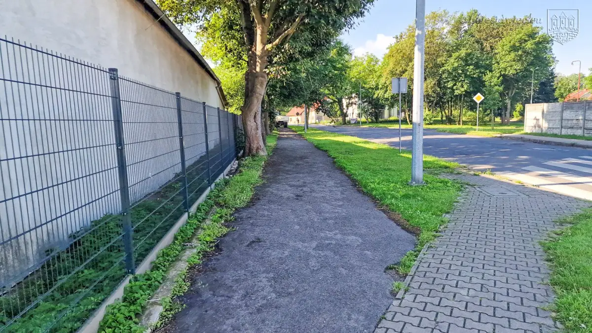 Przebudowa drogi pieszo-rowerowej przy placu Piastowskim i Orlej