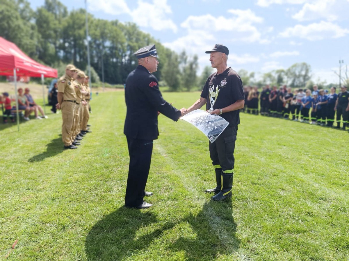 Gminne Zawody Sportowo-Pożarnicze w Nowogrodźcu
