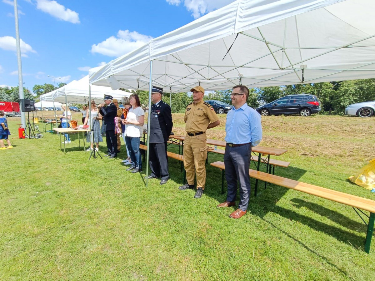 Gminne Zawody Sportowo-Pożarnicze w Nowogrodźcu