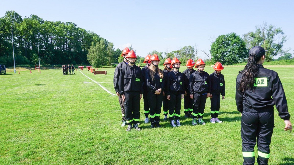 Gminne Zawody Sportowo-Pożarnicze w Nowogrodźcu