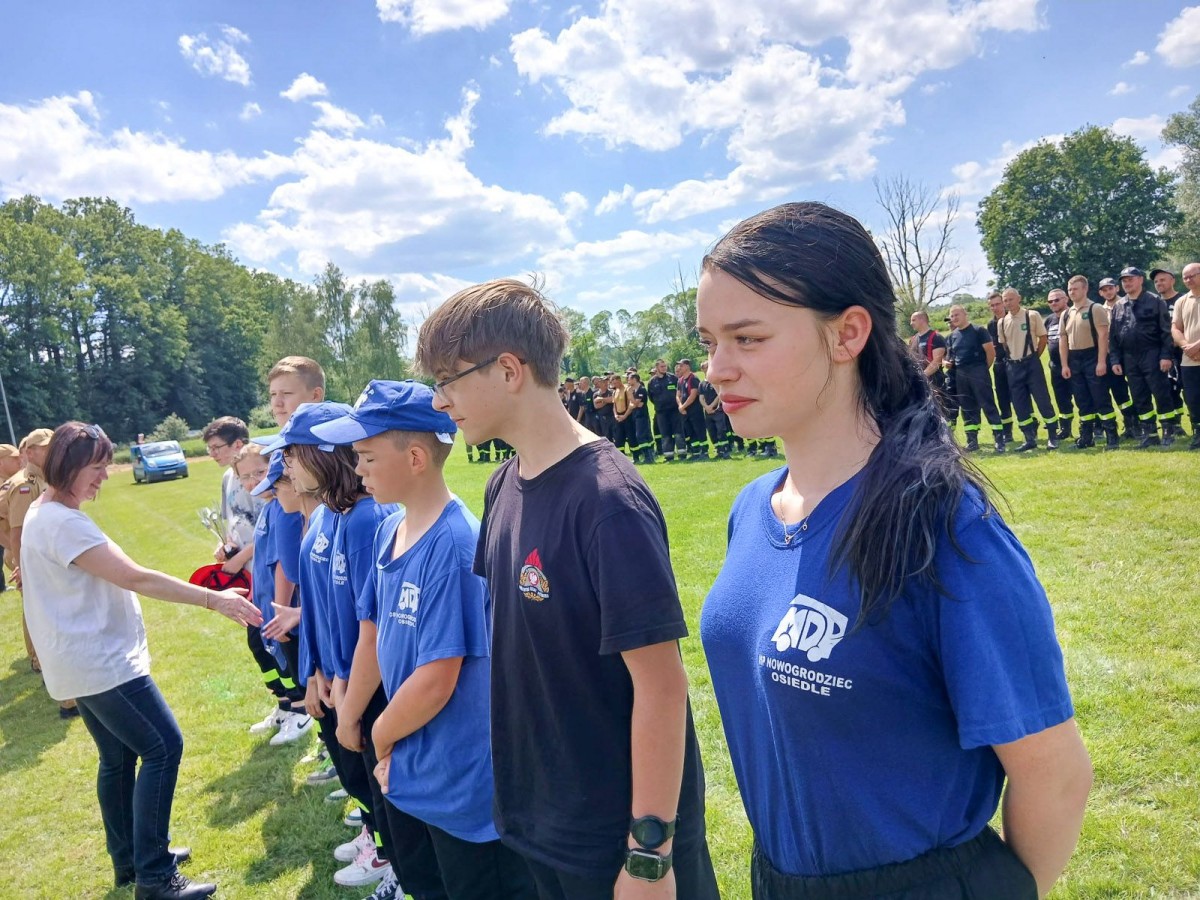 Gminne Zawody Sportowo-Pożarnicze w Nowogrodźcu