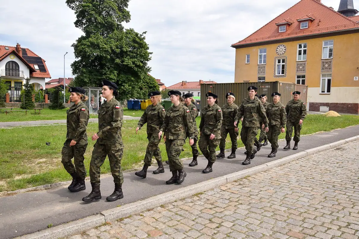 Elewi w 23 Śląskim Pułku Artylerii w Bolesławcu