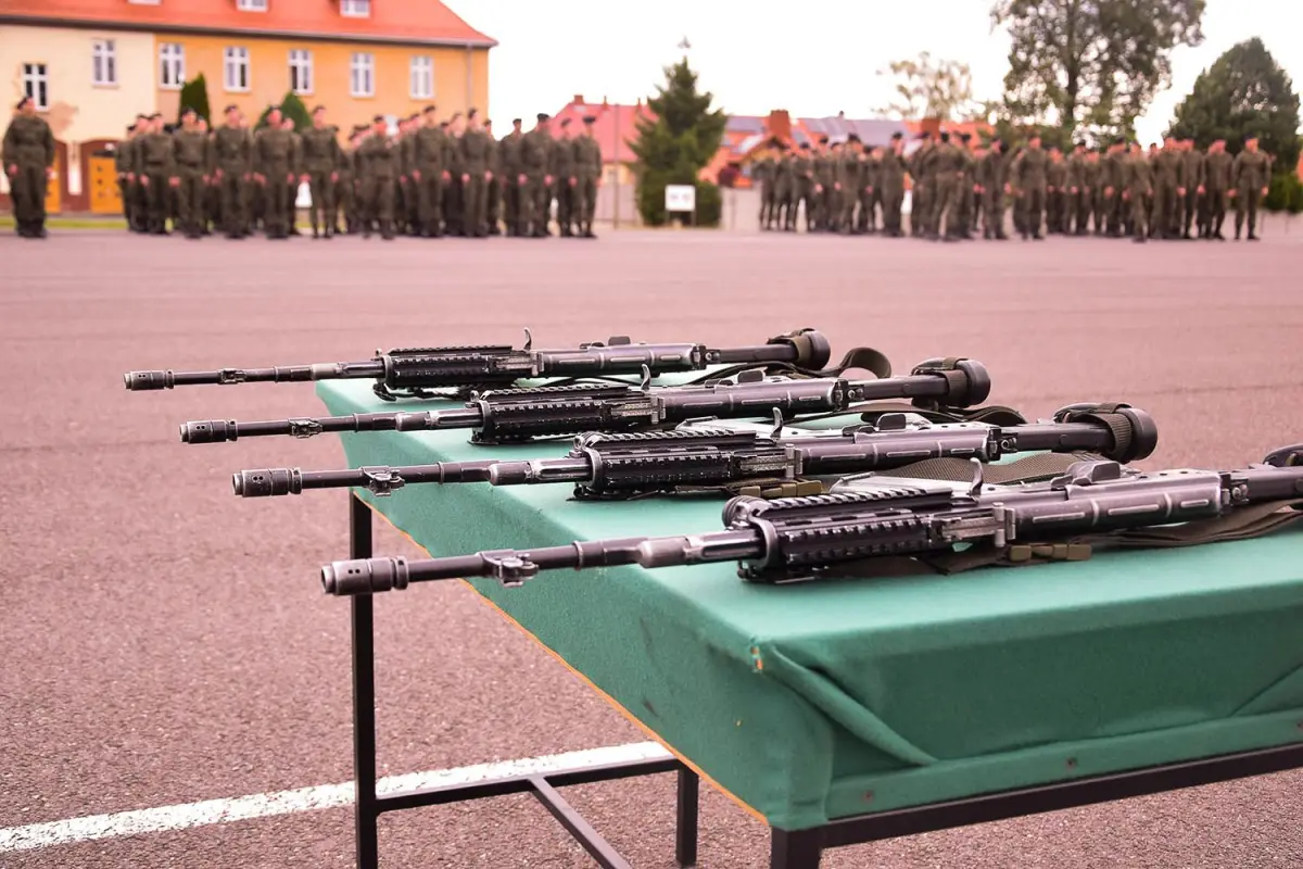 Elewi w 23 Śląskim Pułku Artylerii w Bolesławcu