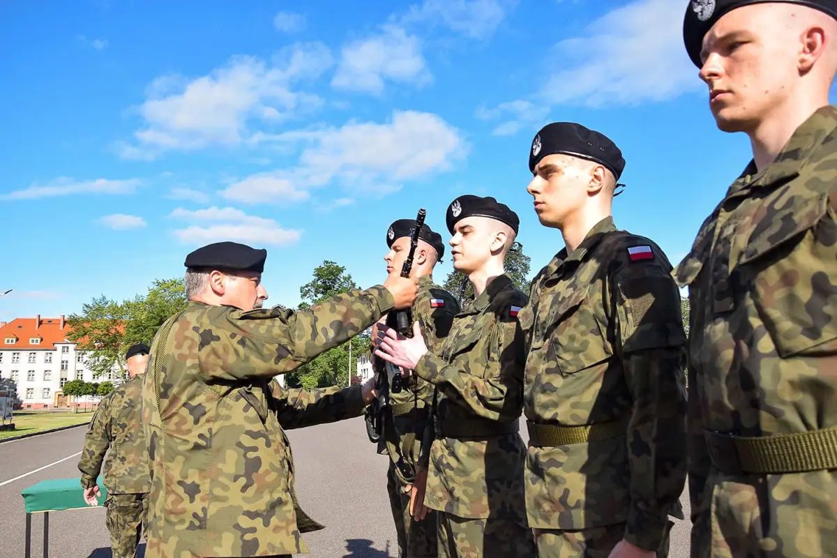 Elewi w 23 Śląskim Pułku Artylerii w Bolesławcu