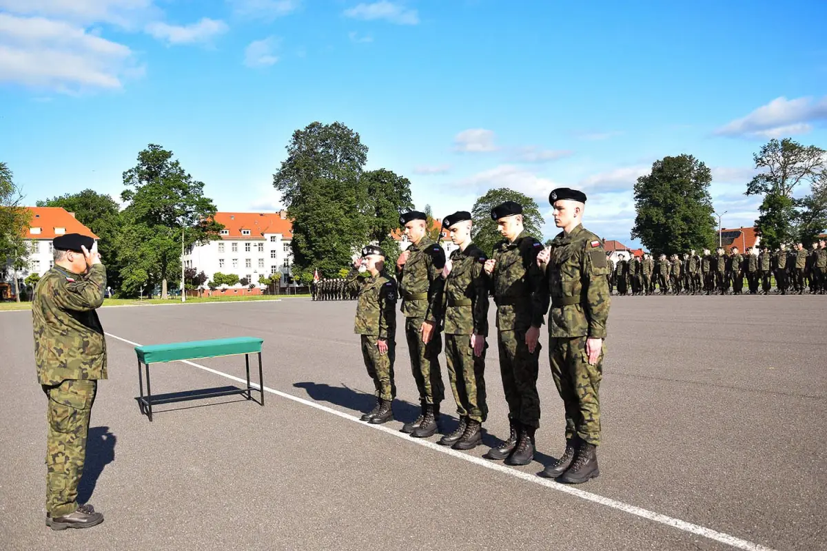 Elewi w 23 Śląskim Pułku Artylerii w Bolesławcu