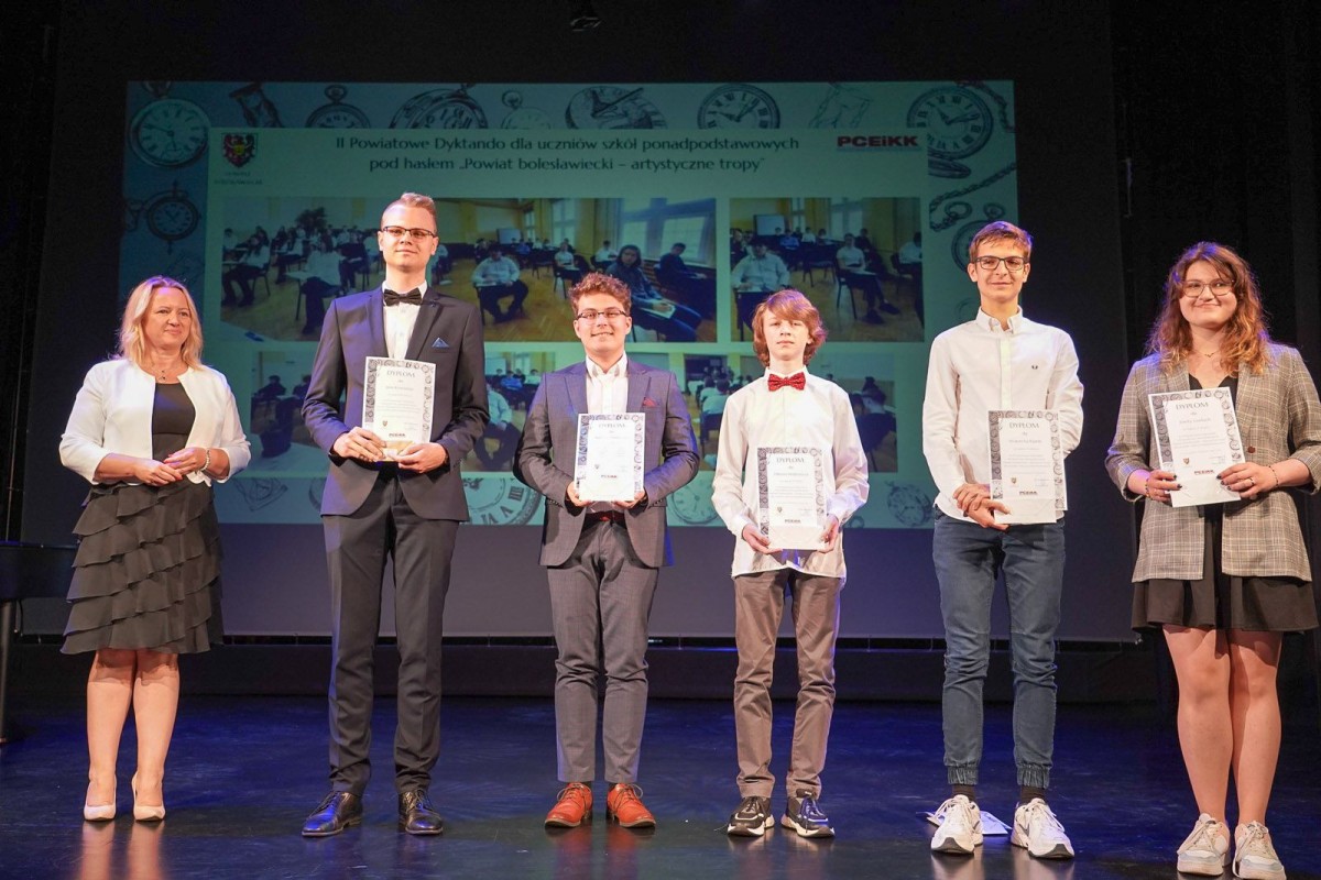 Uroczystość w Teatrze Starym w Bolesławcu