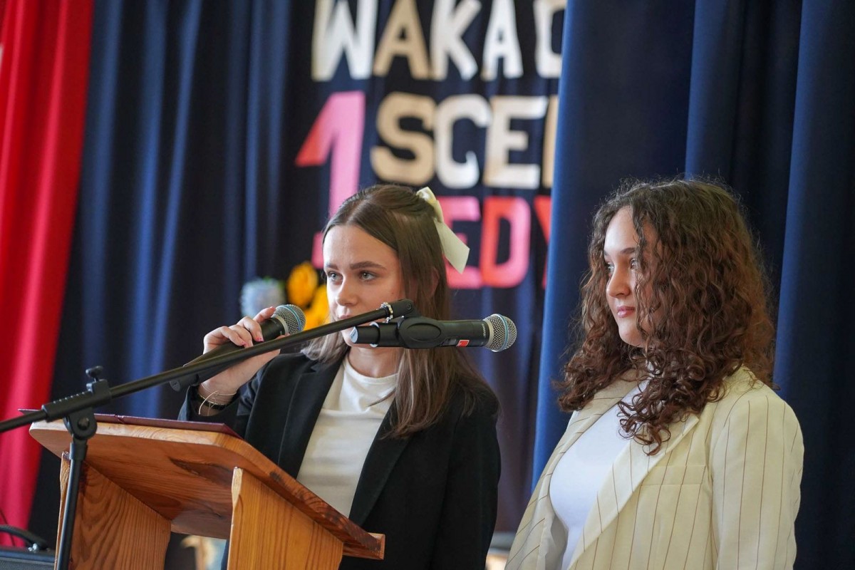 Uroczystość w I Liceum Ogólnokształcącym w Bolesławcu