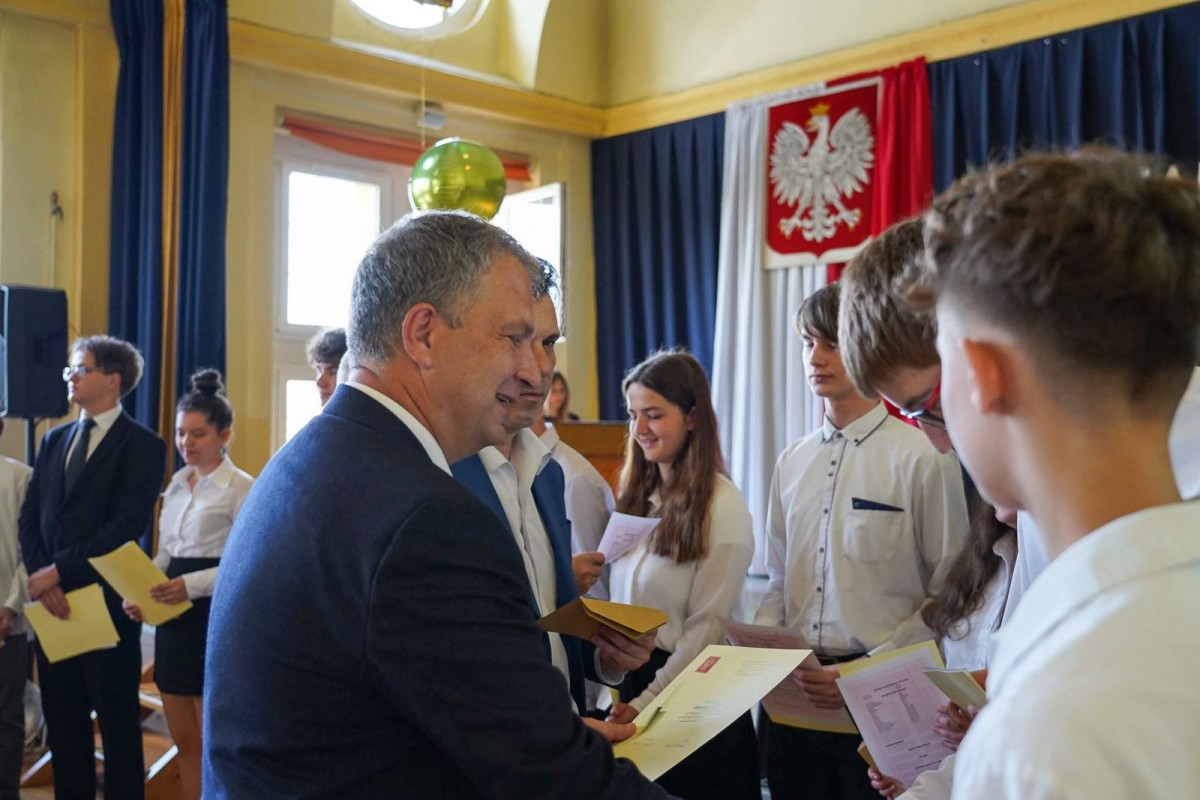 Uroczystość w I Liceum Ogólnokształcącym w Bolesławcu