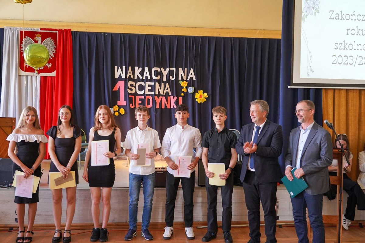 Uroczystość w I Liceum Ogólnokształcącym w Bolesławcu