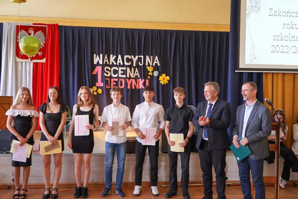 Uroczystość w I Liceum Ogólnokształcącym w Bolesławcu