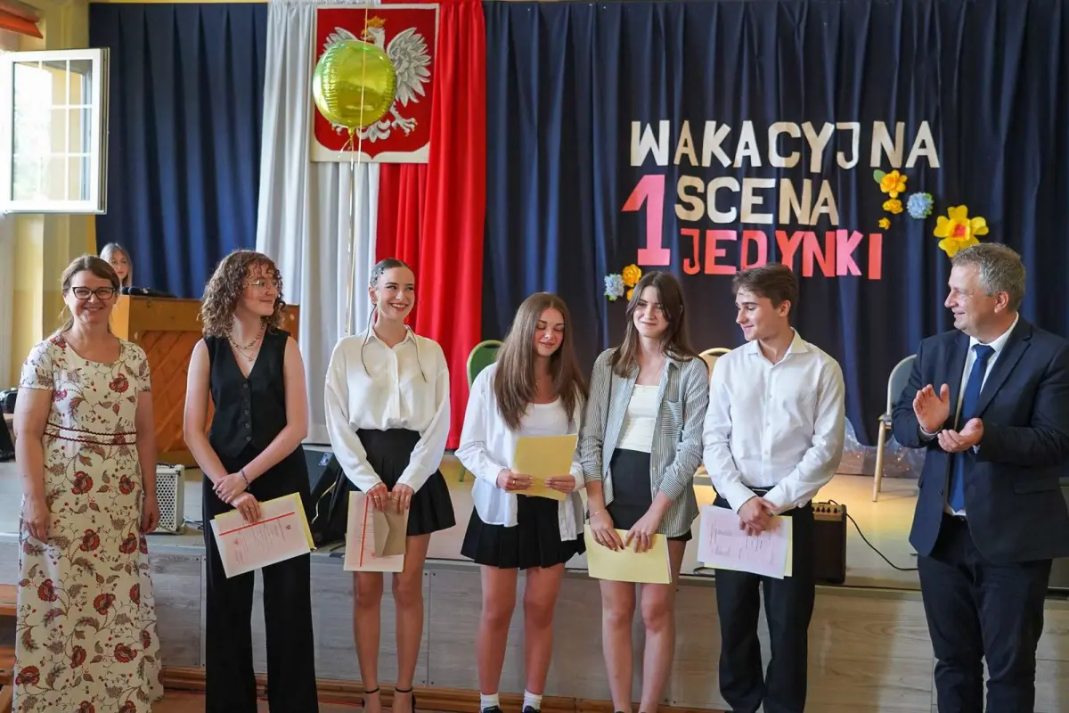 Uroczystość w I Liceum Ogólnokształcącym w Bolesławcu