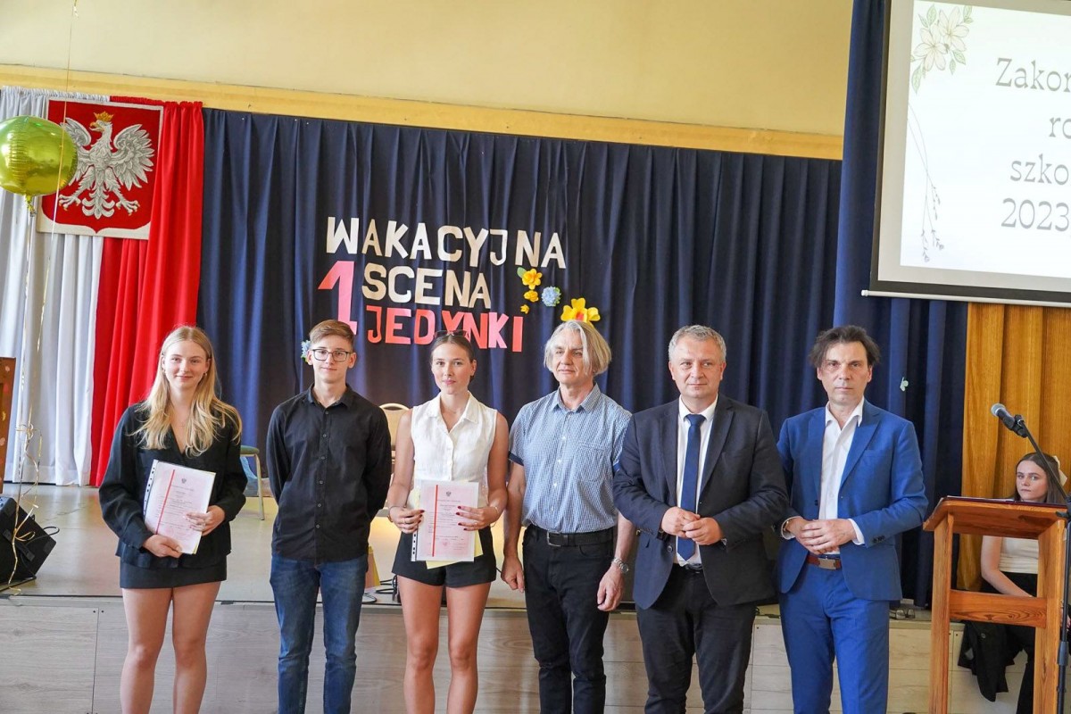 Uroczystość w I Liceum Ogólnokształcącym w Bolesławcu