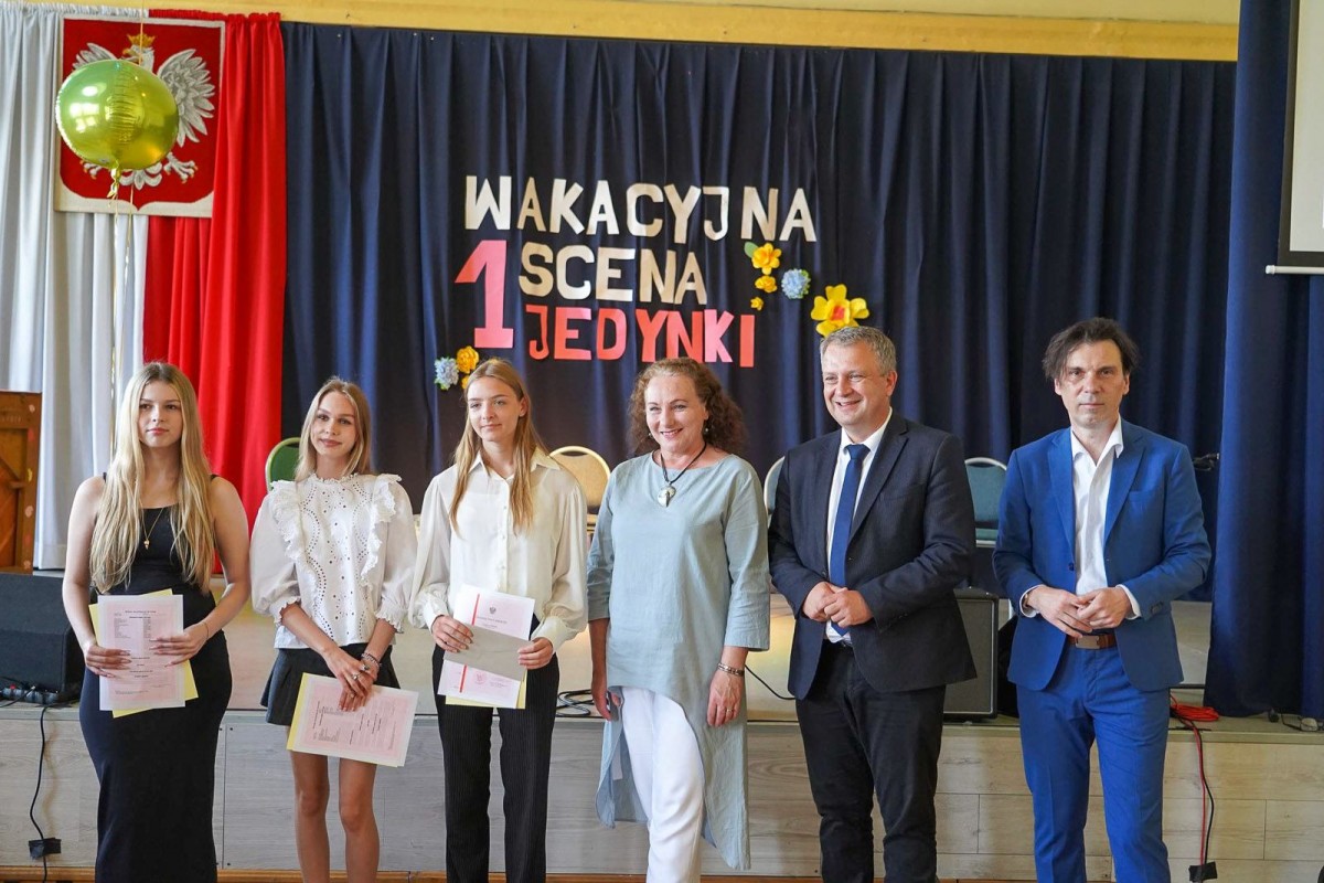 Uroczystość w I Liceum Ogólnokształcącym w Bolesławcu