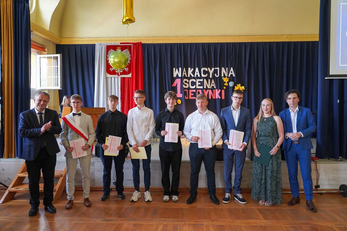 Uroczystość w I Liceum Ogólnokształcącym w Bolesławcu