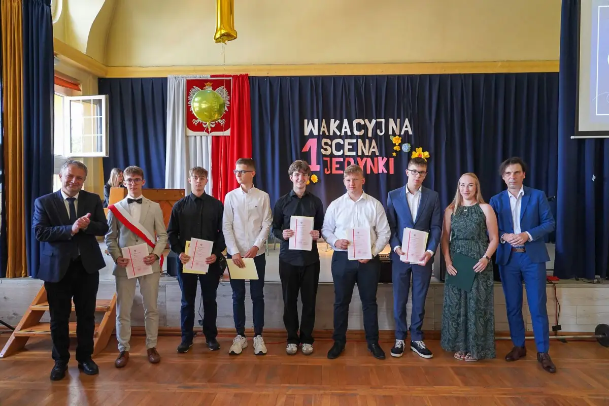 Uroczystość w I Liceum Ogólnokształcącym w Bolesławcu