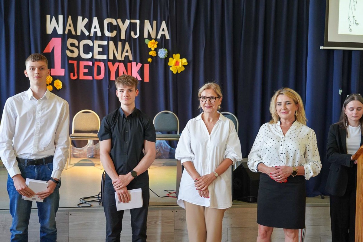 Uroczystość w I Liceum Ogólnokształcącym w Bolesławcu