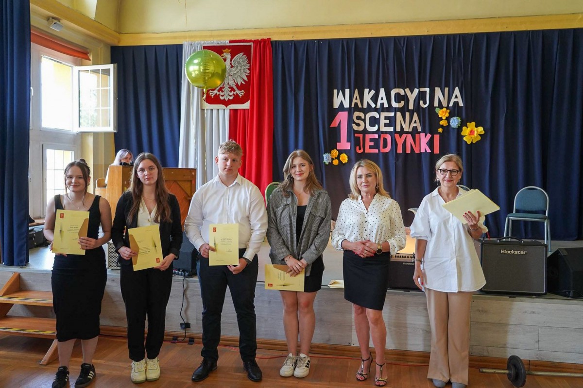 Uroczystość w I Liceum Ogólnokształcącym w Bolesławcu