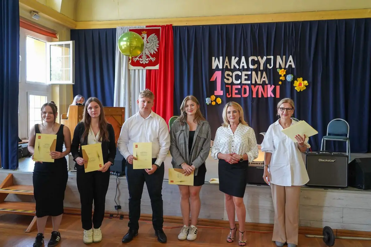 Uroczystość w I Liceum Ogólnokształcącym w Bolesławcu