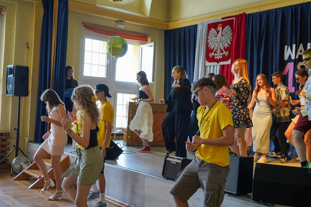 Uroczystość w I Liceum Ogólnokształcącym w Bolesławcu