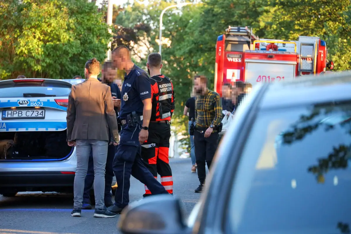 Strzelanina w Bolesławcu. Nastolatek postrzelił policjanta w głowę