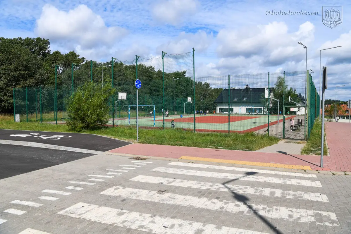 Ulica Powstańców Warszawy