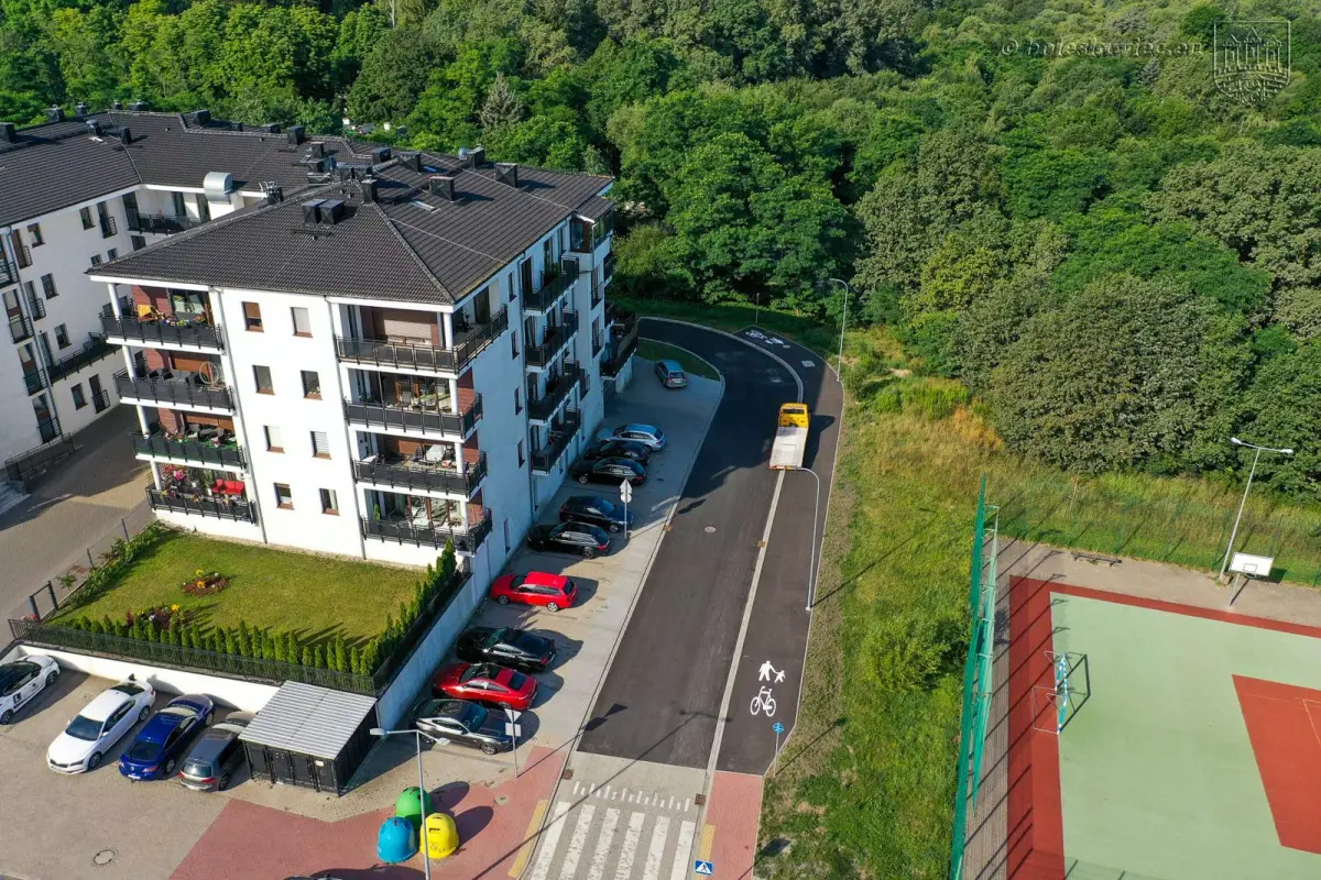 Ulica Powstańców Warszawy