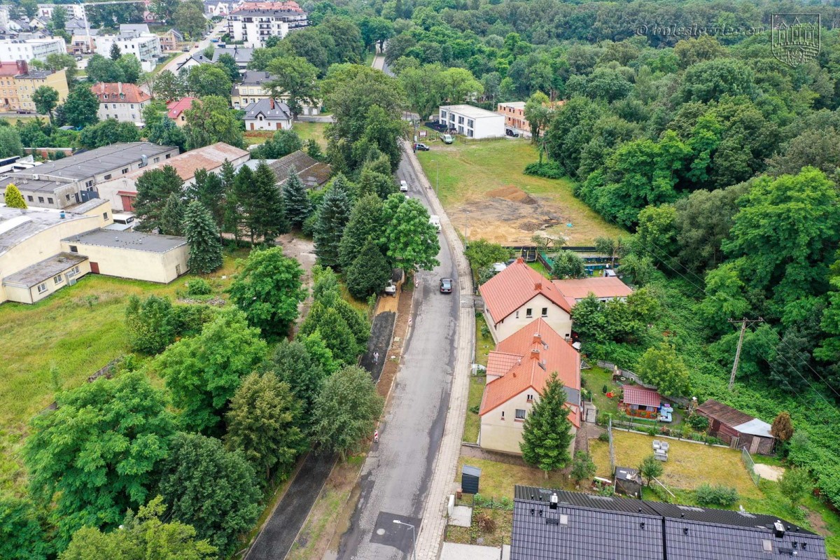 Prace przy pl. Piastowskim i ulicy Orlej w Bolesławcu