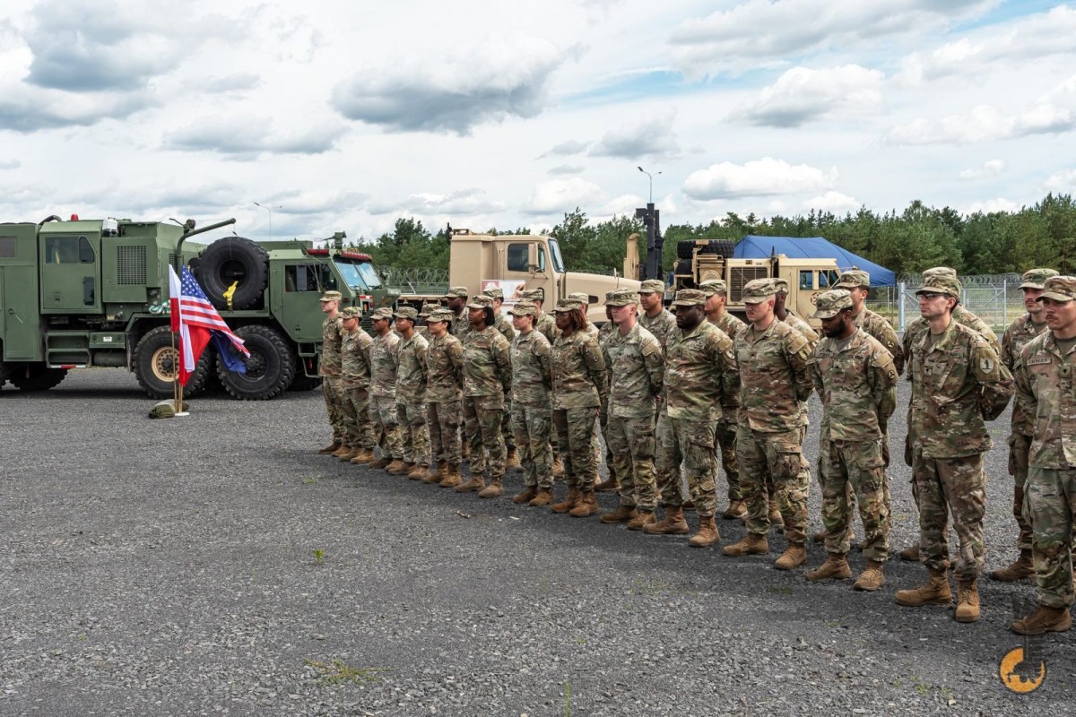 Otwarcie nowego obozowiska US Army w Świętoszowie