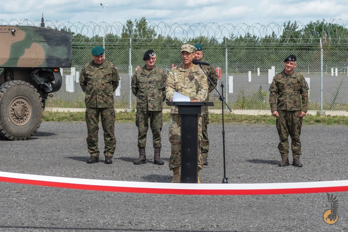 Otwarcie nowego obozowiska US Army w Świętoszowie