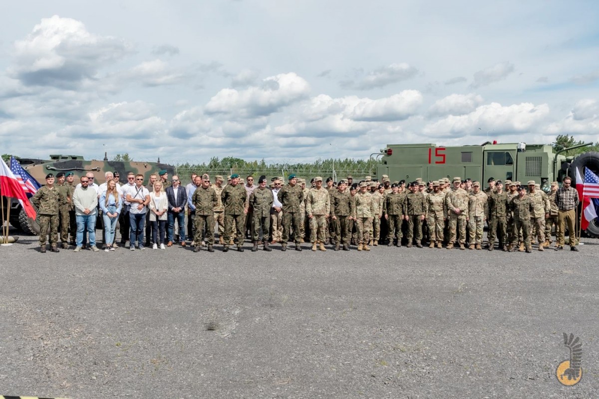 Otwarcie nowego obozowiska US Army w Świętoszowie