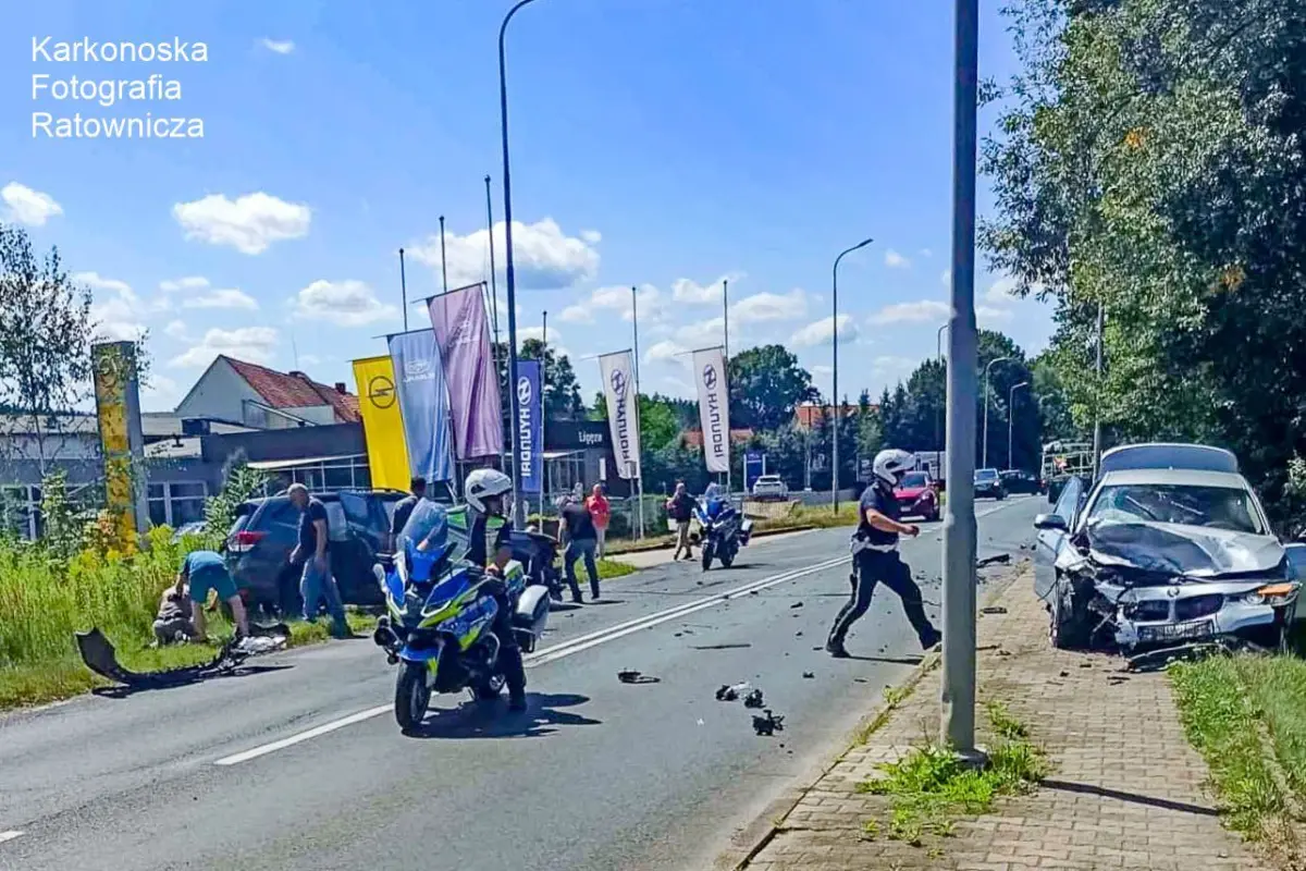 Wypadek BMW w Jeleniej Górze