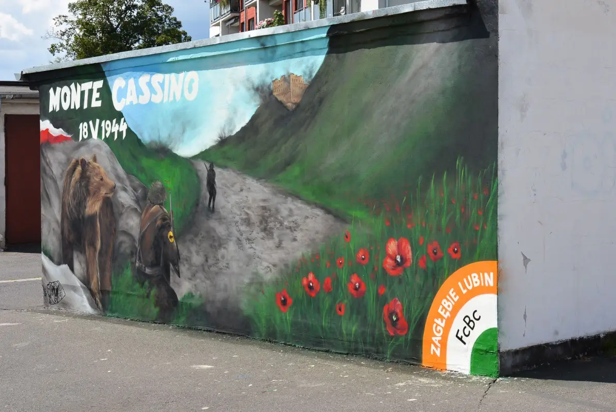 Mural przy ulicy Jezierskiego