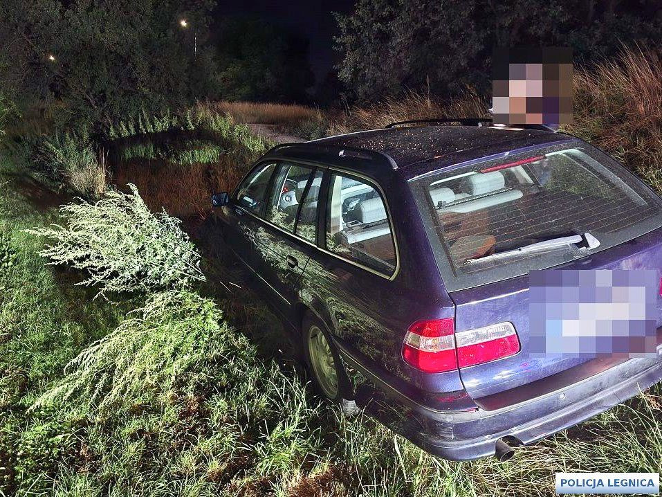 Auto, podejrzany i „dokument”