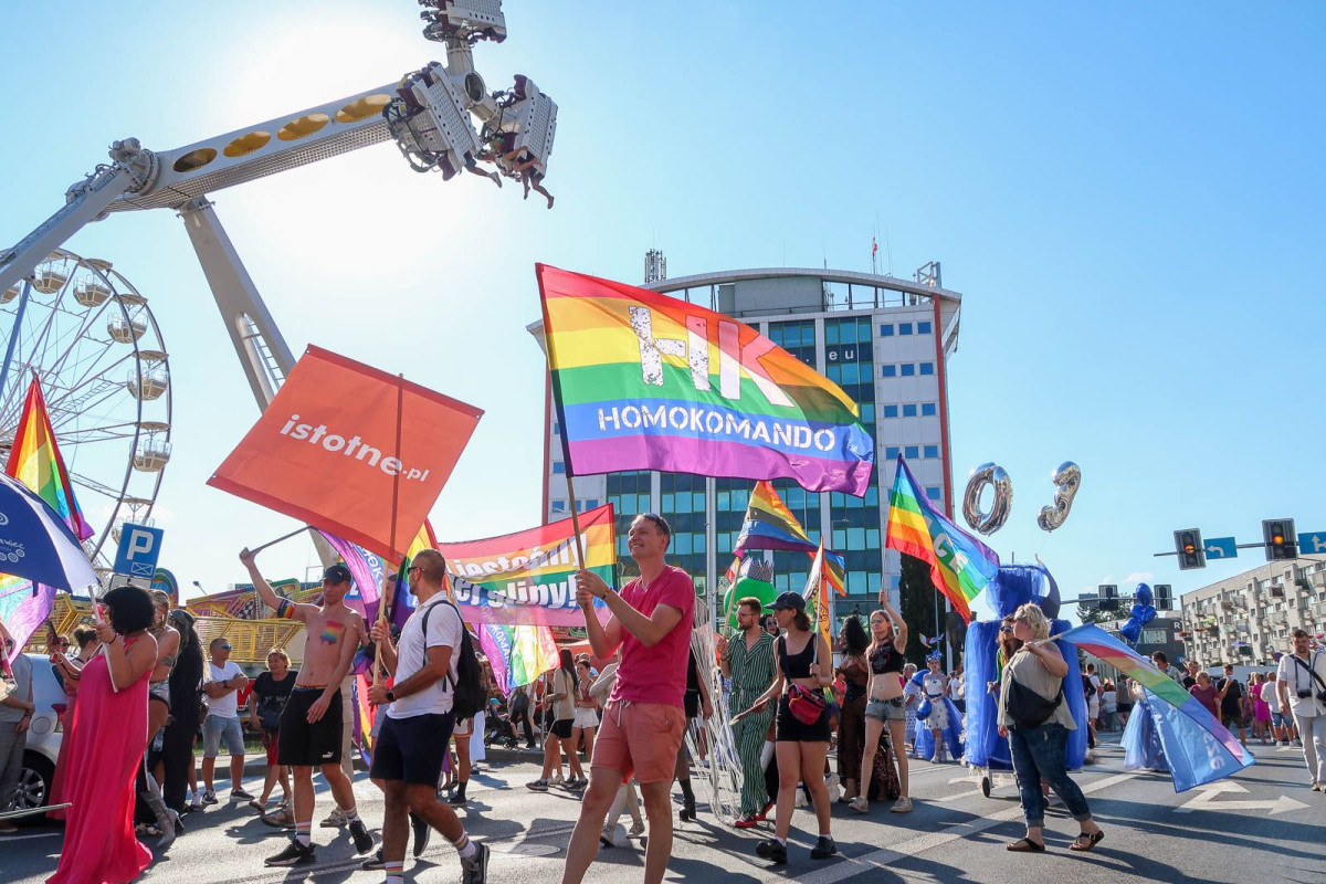 Drugi Marsz Równości w Bolesławcu podczas Święta Ceramiki